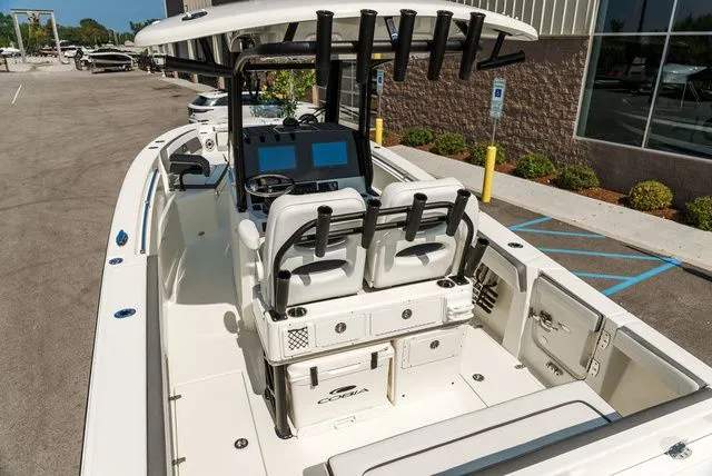 Slide: The Image of Cobia 265 Center Console 2026 - 5
