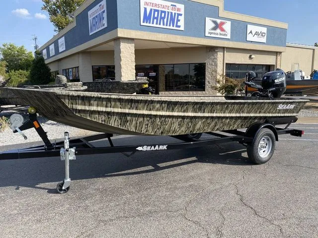 Slide: The Image of SeaArk 1652 MV 2025 - 2