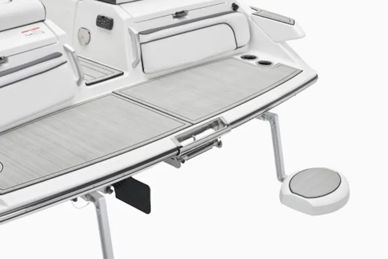 Slide: The Image of 2026 Yamaha Boats 275SE swim platform with sleek design and integrated cup holders. - 5