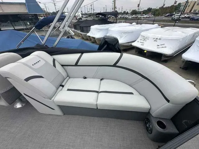 Slide: The Image of Crest Classic LX 220 SLC 2023 - 14