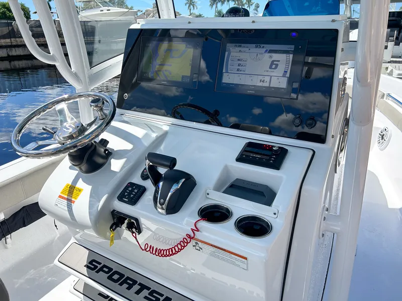 Slide: The Image of Sportsman Masters 267OE Bay Boat 2021 - 13