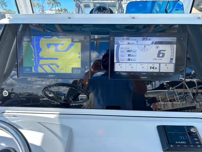 Slide: The Image of Sportsman Masters 267OE Bay Boat 2021 - 14