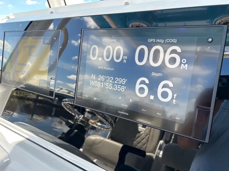 Slide: The Image of Sportsman Masters 267OE Bay Boat 2021 - 18