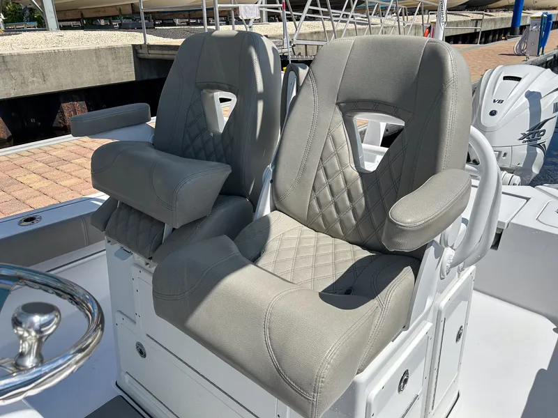 Slide: The Image of Sportsman Masters 267OE Bay Boat 2021 - 24