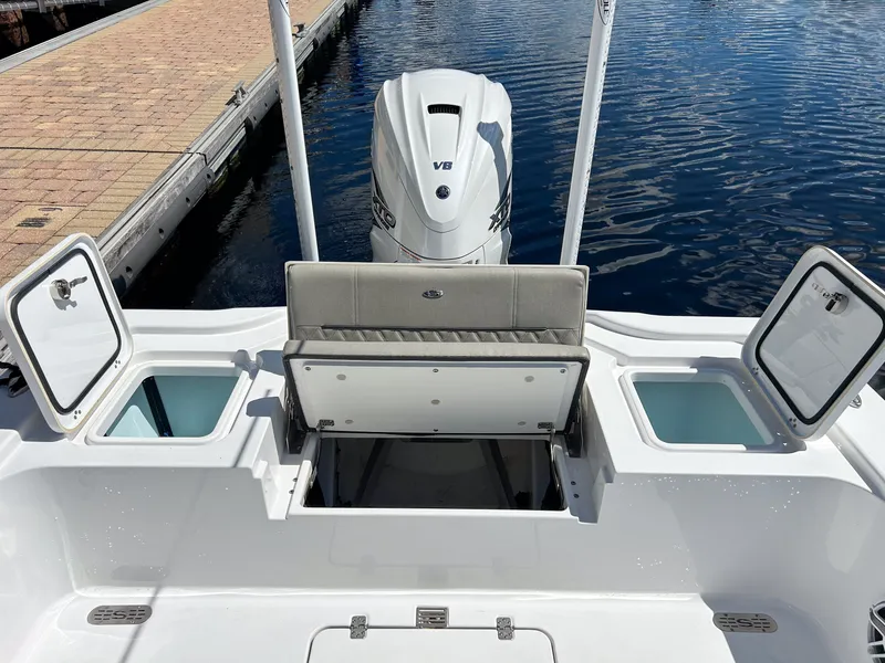 Slide: The Image of Sportsman Masters 267OE Bay Boat 2021 - 39