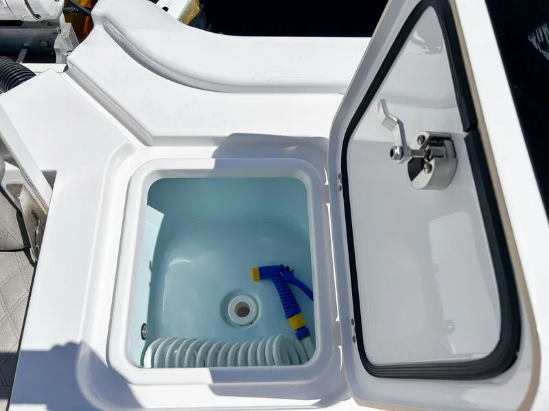Slide: The Image of Sportsman Masters 267OE Bay Boat 2021 - 43