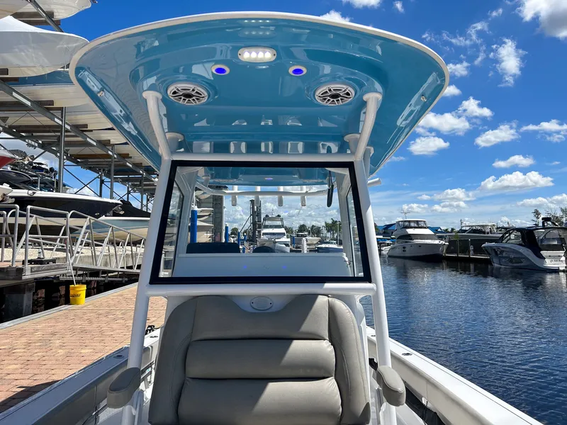 Slide: The Image of Sportsman Masters 267OE Bay Boat 2021 - 45