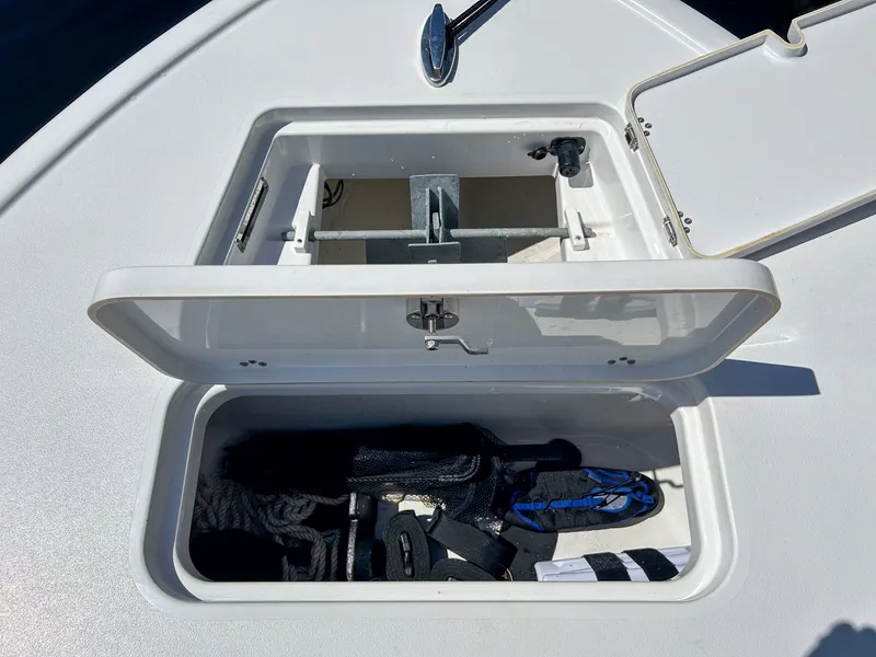 Slide: The Image of Sportsman Masters 267OE Bay Boat 2021 - 46