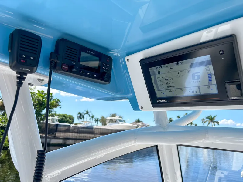 Slide: The Image of Sportsman Masters 267OE Bay Boat 2021 - 55