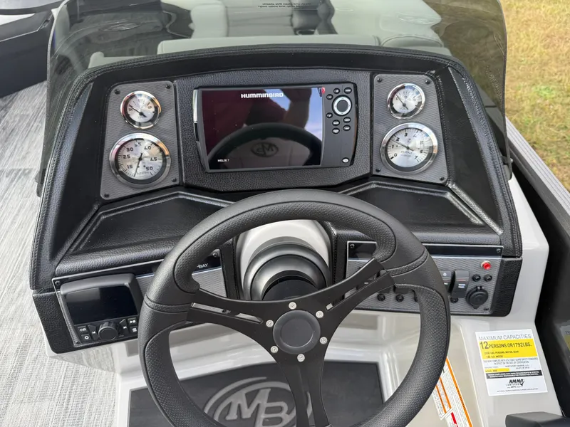 Slide: The Image of Montego Bay 8522 Swingback Premium Deluxe Pontoon & Honda 4-Stroke EFI 2026 - 12