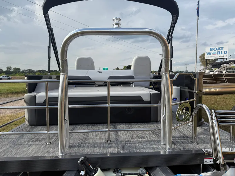Slide: The Image of Montego Bay 8522 Swingback Premium Deluxe Pontoon & Honda 4-Stroke EFI 2026 - 42
