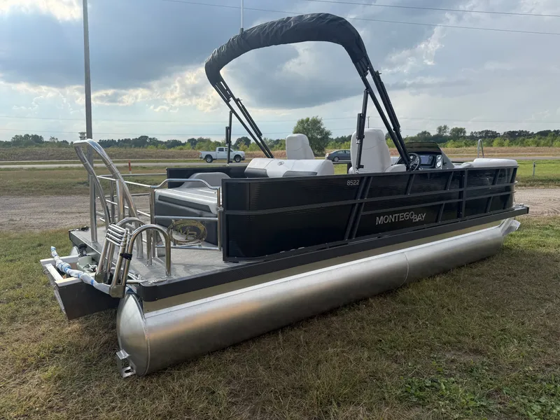 Slide: The Image of Montego Bay 8522 Swingback Premium Deluxe Pontoon & Honda 4-Stroke EFI 2026 - 44
