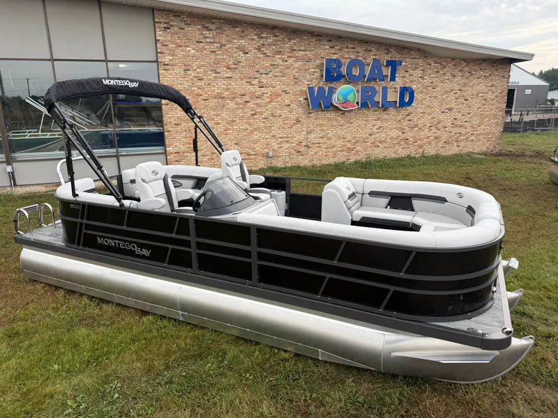 The Image of Montego Bay 8522 Quad Lounge Tritoon & Honda 4-Stroke EFI 2026 - 1