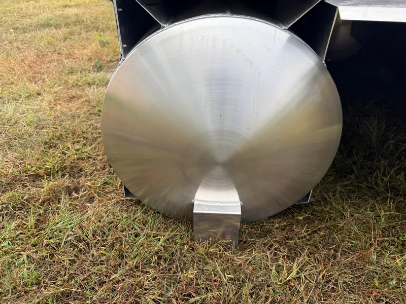 Slide: The Image of Montego Bay 8522 Quad Lounge Tritoon & Honda 4-Stroke EFI 2026 - 39