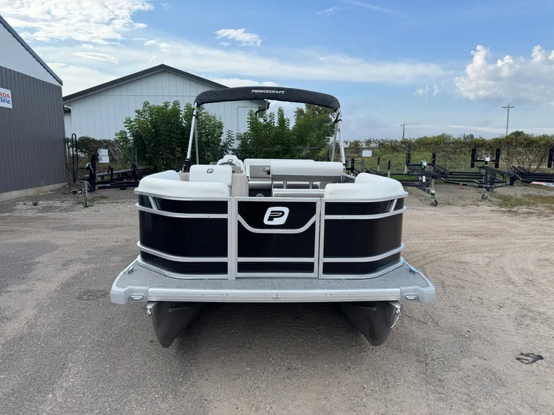 Slide: The Image of Princecraft Vectra 21 RL Dinette Swingback $27995 2024 - 48