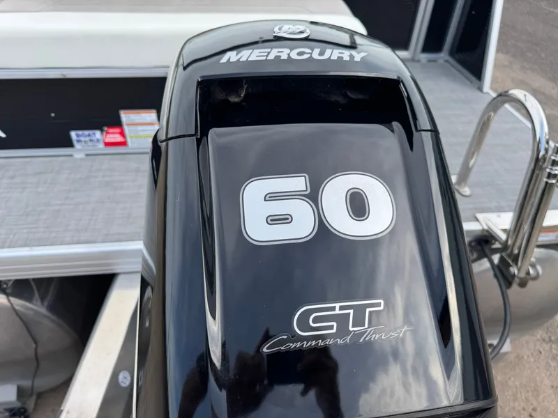 Slide: The Image of Princecraft Vectra 21 RL Dinette Swingback $27995 2024 - 58