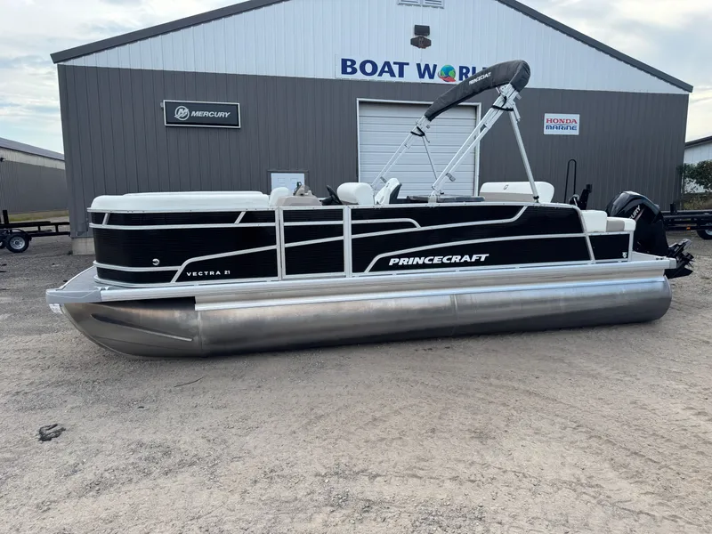 Slide: The Image of Princecraft Vectra 21 RL Dinette Swingback Pontoon 2024 - 26