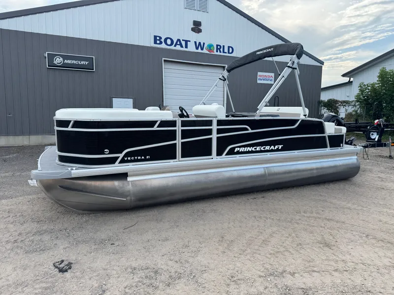 Slide: The Image of Princecraft Vectra 21 RL Dinette Swingback Pontoon 2024 - 52