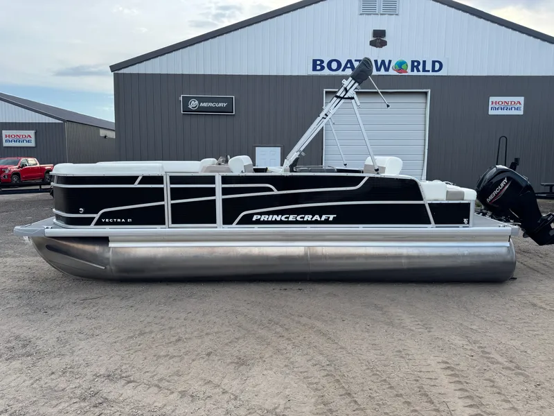 Slide: The Image of Princecraft Vectra 21 RL Dinette Swingback Pontoon 2024 - 53