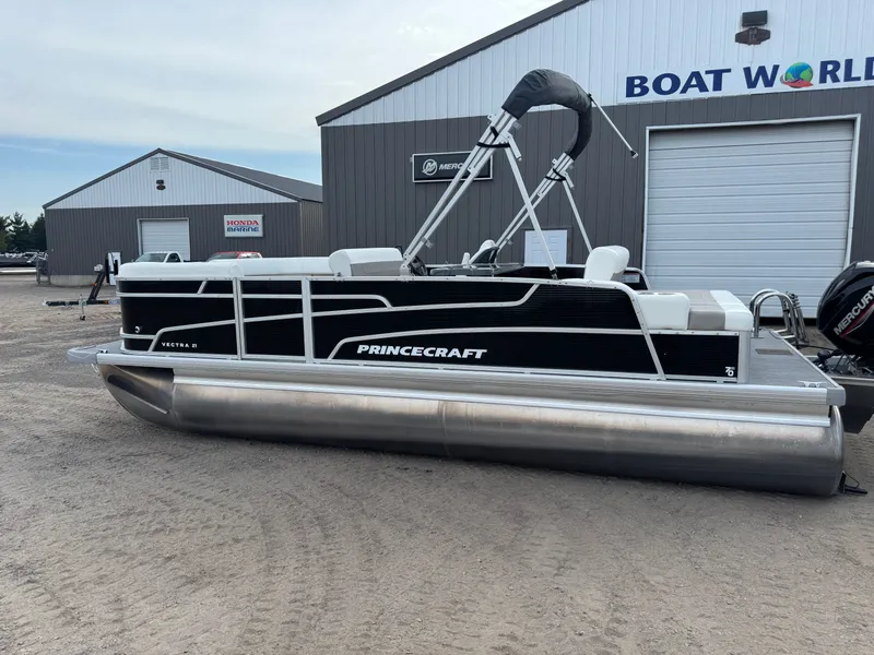 Slide: The Image of Princecraft Vectra 21 RL Dinette Swingback Pontoon 2024 - 54