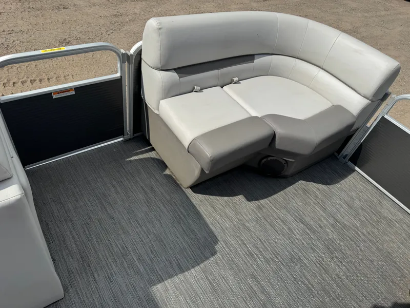 Slide: The Image of Sweetwater 1880 Pontoon 2021 - 12