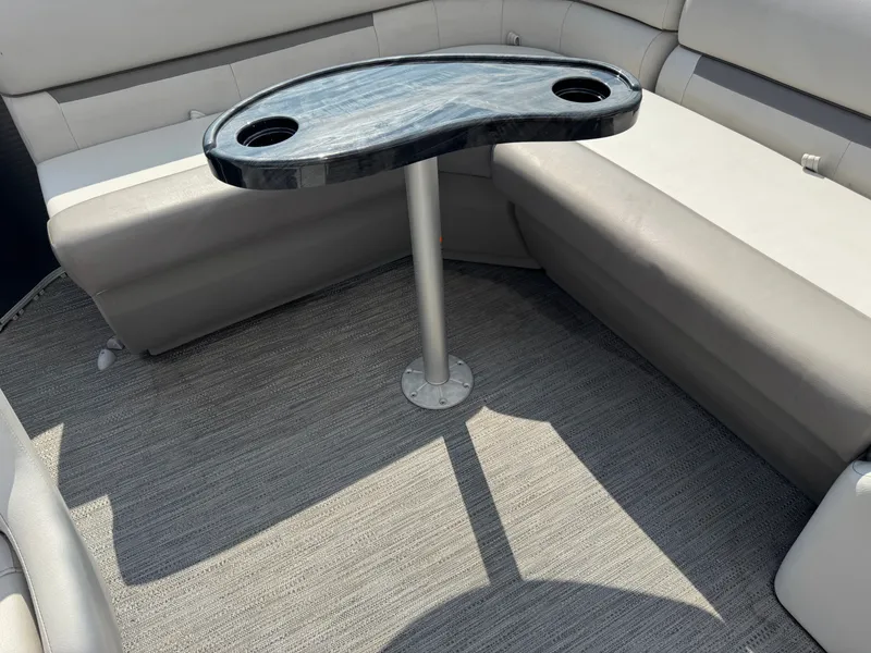 Slide: The Image of Sweetwater 1880 Pontoon 2021 - 30