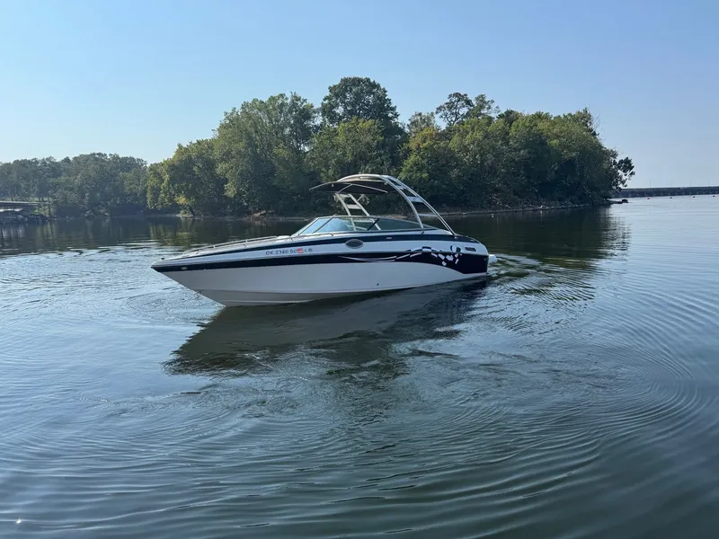The Image of Crownline Boats 270 BR 2008 - 1