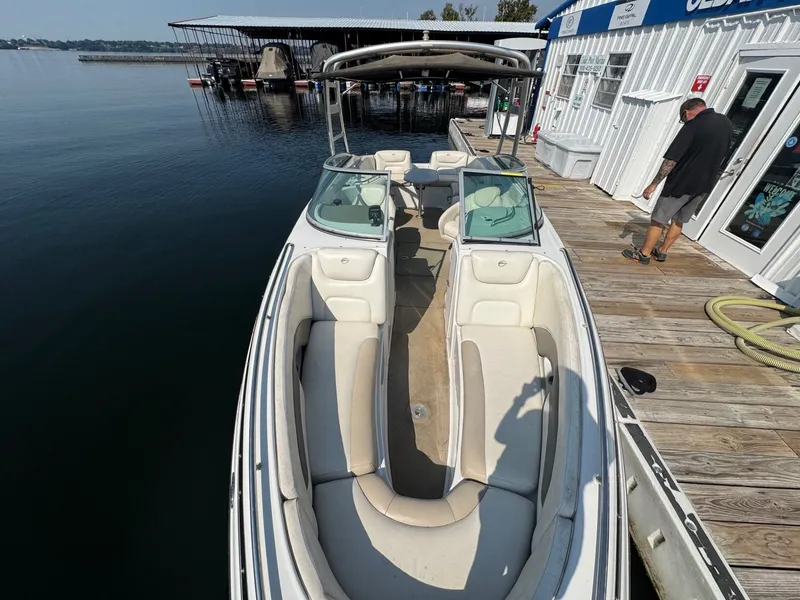 Slide: The Image of Crownline Boats 270 BR 2008 - 17