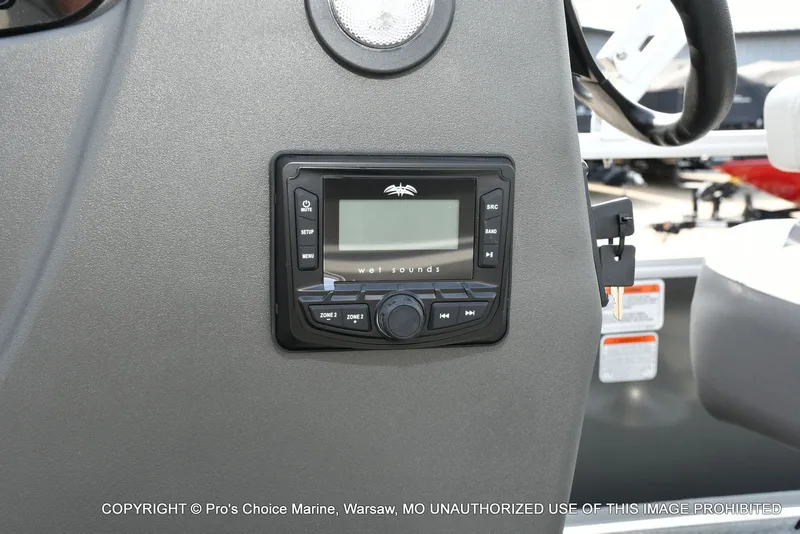 Slide: The Image of Sun Tracker Bass Buggy 16 XL Select 2026 - 10