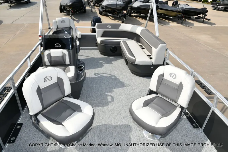 Slide: The Image of Sun Tracker Bass Buggy 16 XL Select 2026 - 55