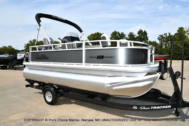 Slide: The Image of Sun Tracker Bass Buggy 16 XL Select 2026 - 60