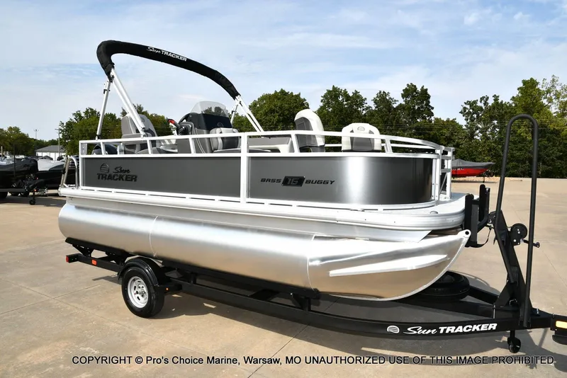 Slide: The Image of Sun Tracker Bass Buggy 16 XL Select 2026 - 61
