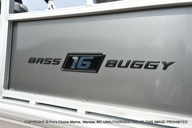 Slide: The Image of Sun Tracker Bass Buggy 16 XL Select 2026 - 62