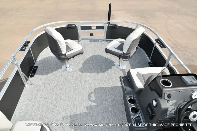 Slide: The Image of Sun Tracker Bass Buggy 16 XL Select 2026 - 7