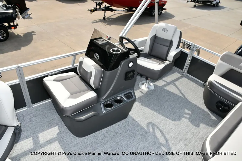 Slide: The Image of Sun Tracker Bass Buggy 16 XL Select 2026 - 8