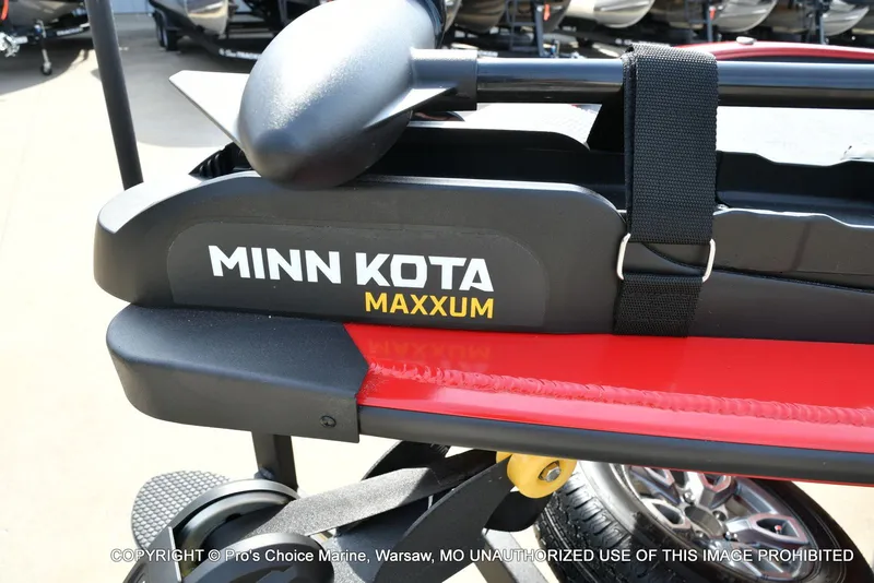 Slide: The Image of Tracker Savage 215 w/200HP Mercury Pro-XS 2026 - 26