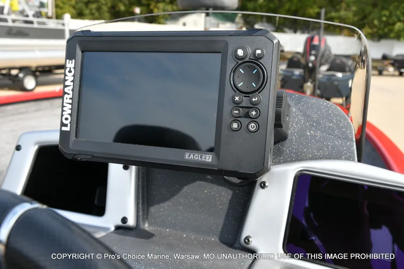 Slide: The Image of Tracker Savage 215 w/200HP Mercury Pro-XS 2026 - 35