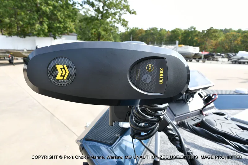 Slide: The Image of Ranger RT198P Cup Garmin Livescope Equipped 2026 - 20