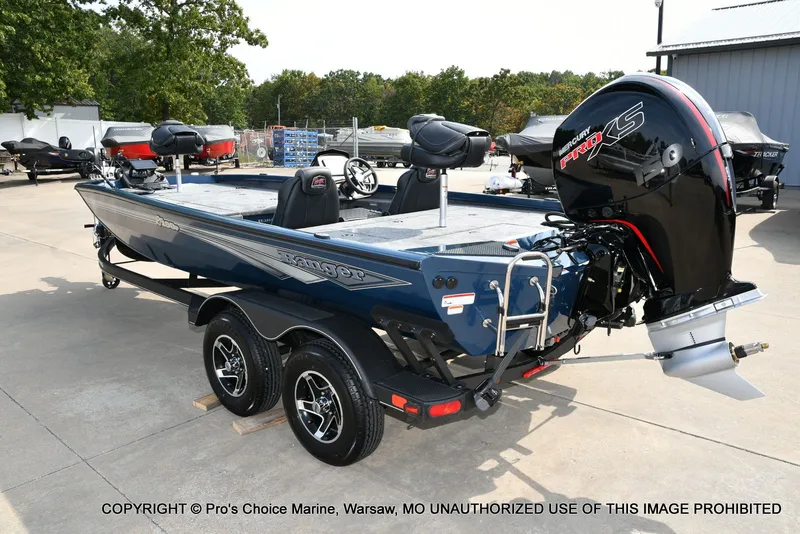 Slide: The Image of Ranger RT198P Cup Garmin Livescope Equipped 2026 - 25