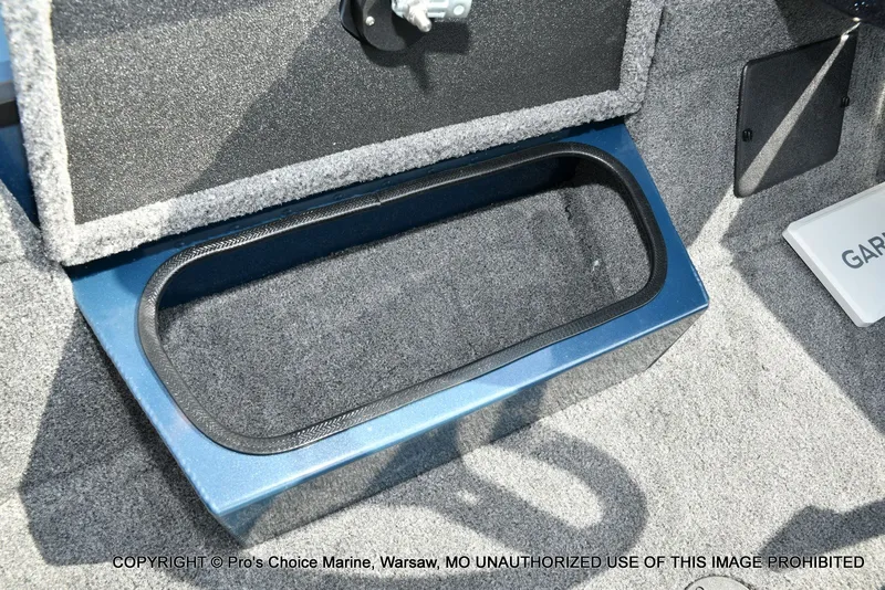 Slide: The Image of Ranger RT198P Cup Garmin Livescope Equipped 2026 - 52