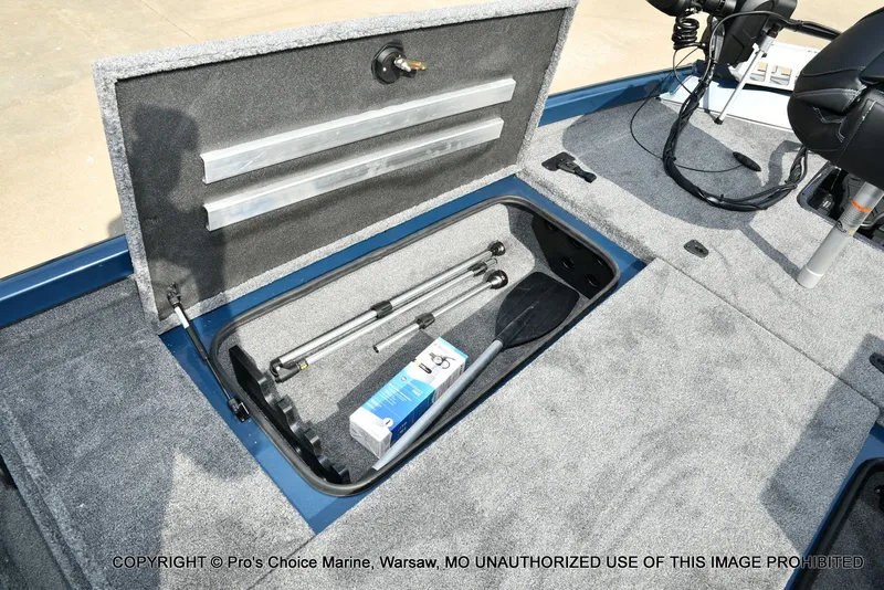 Slide: The Image of Ranger RT198P Cup Garmin Livescope Equipped 2026 - 55