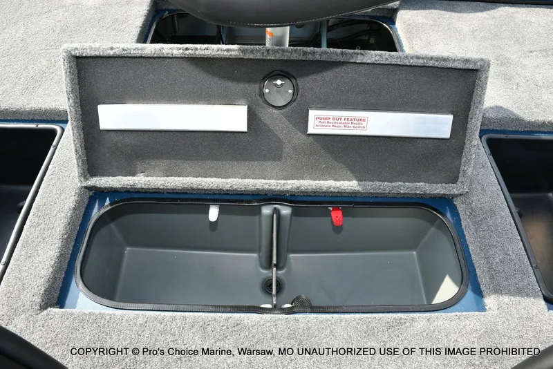 Slide: The Image of Ranger RT198P Cup Garmin Livescope Equipped 2026 - 61