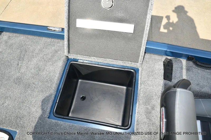 Slide: The Image of Ranger RT198P Cup Garmin Livescope Equipped 2026 - 65