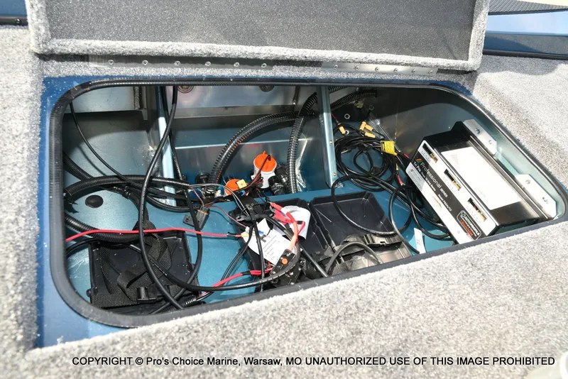 Slide: The Image of Ranger RT198P Cup Garmin Livescope Equipped 2026 - 67