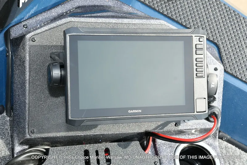 Slide: The Image of Ranger RT198P Cup Garmin Livescope Equipped 2026 - 7