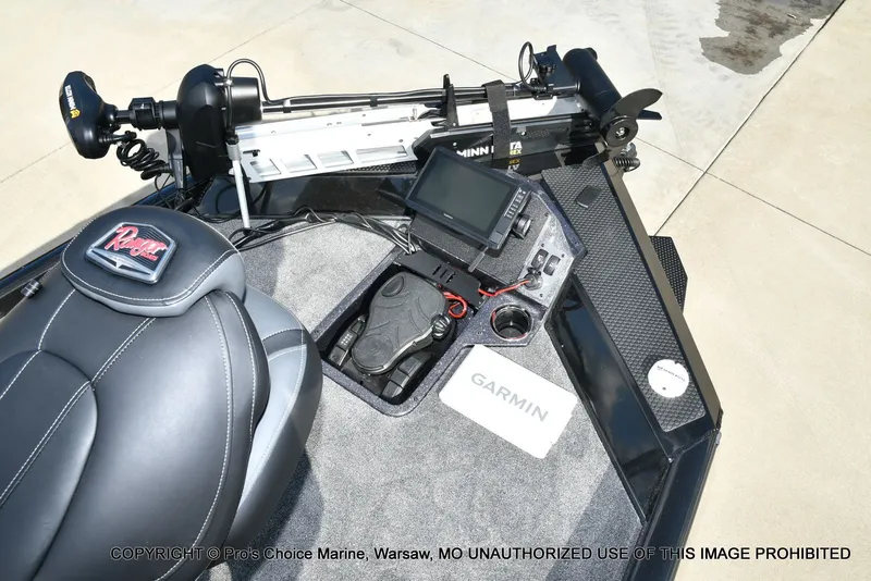 Slide: The Image of Ranger RT198P Garmin Livescope Cup Equipped 2026 - 48