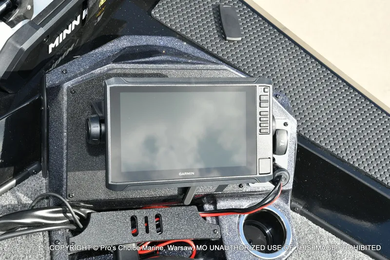 Slide: The Image of Ranger RT198P Garmin Livescope Cup Equipped 2026 - 49