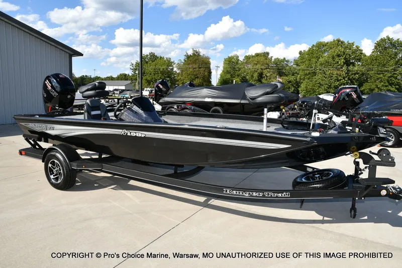 Slide: The Image of Ranger RT198P Garmin Livescope Cup Equipped 2026 - 75