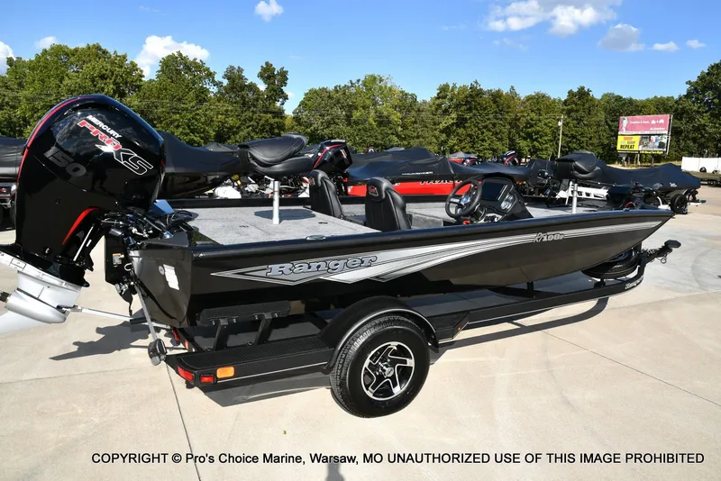 Slide: The Image of Ranger RT198P Garmin Livescope Cup Equipped 2026 - 76