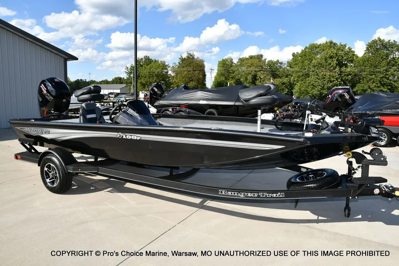 Slide: The Image of Ranger RT198P Garmin Livescope Cup Equipped 2026 - 77